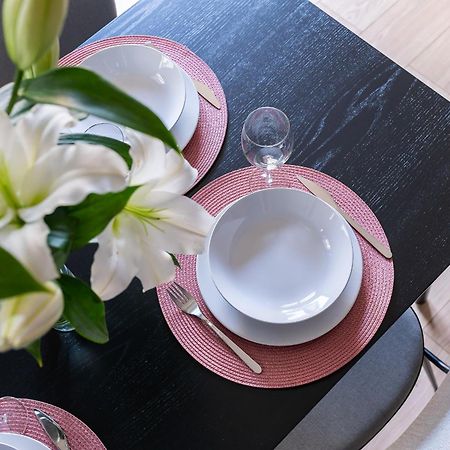 Yoursecondflat Grzybowska Metropoint Варшава Екстер'єр фото