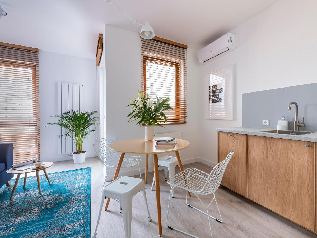 Yoursecondflat Grzybowska Metropoint Варшава Екстер'єр фото