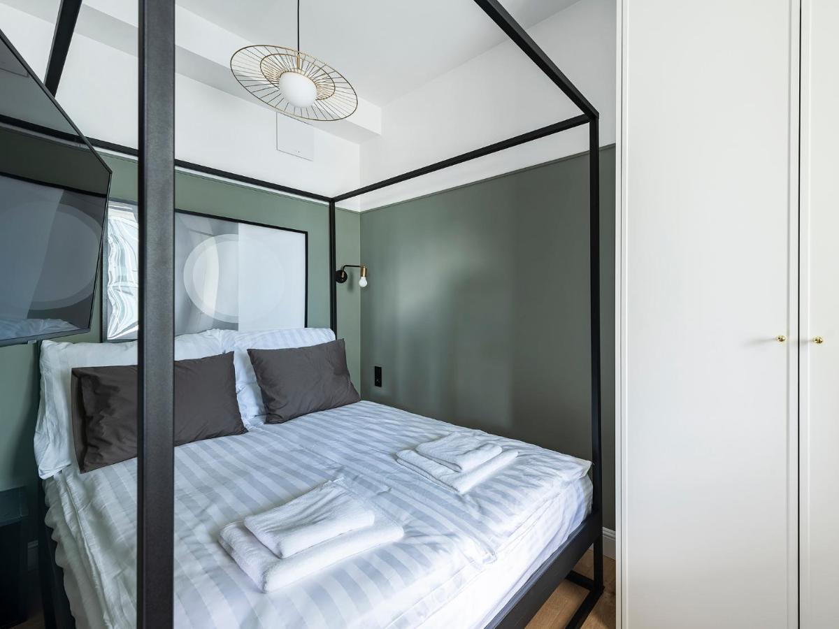 Yoursecondflat Grzybowska Metropoint Варшава Екстер'єр фото